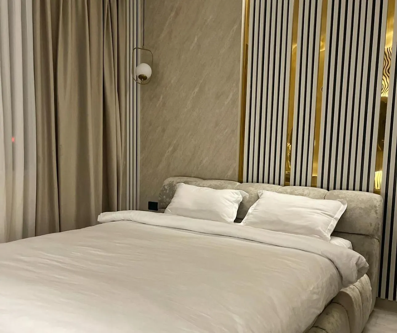 Romantic Boutique Hotel By Yamaluxe بوخارست 0*,  رومانيا