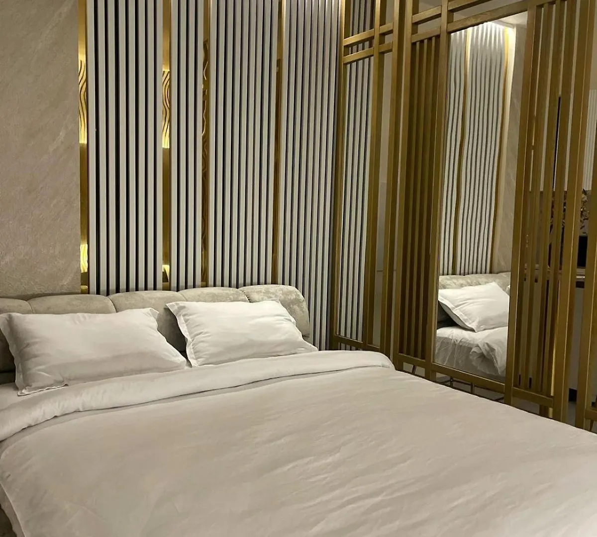 Romantic Boutique Hotel By Yamaluxe بوخارست رومانيا